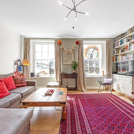 Апартаменты Veeve - Cosy In The Heart Of Angel Лондон Экстерьер фото